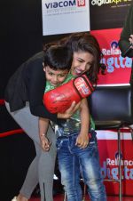 Priyanka Chopra promotes Mary Kom at Reliance outlet in Mumbai on 11th Sept 2014
